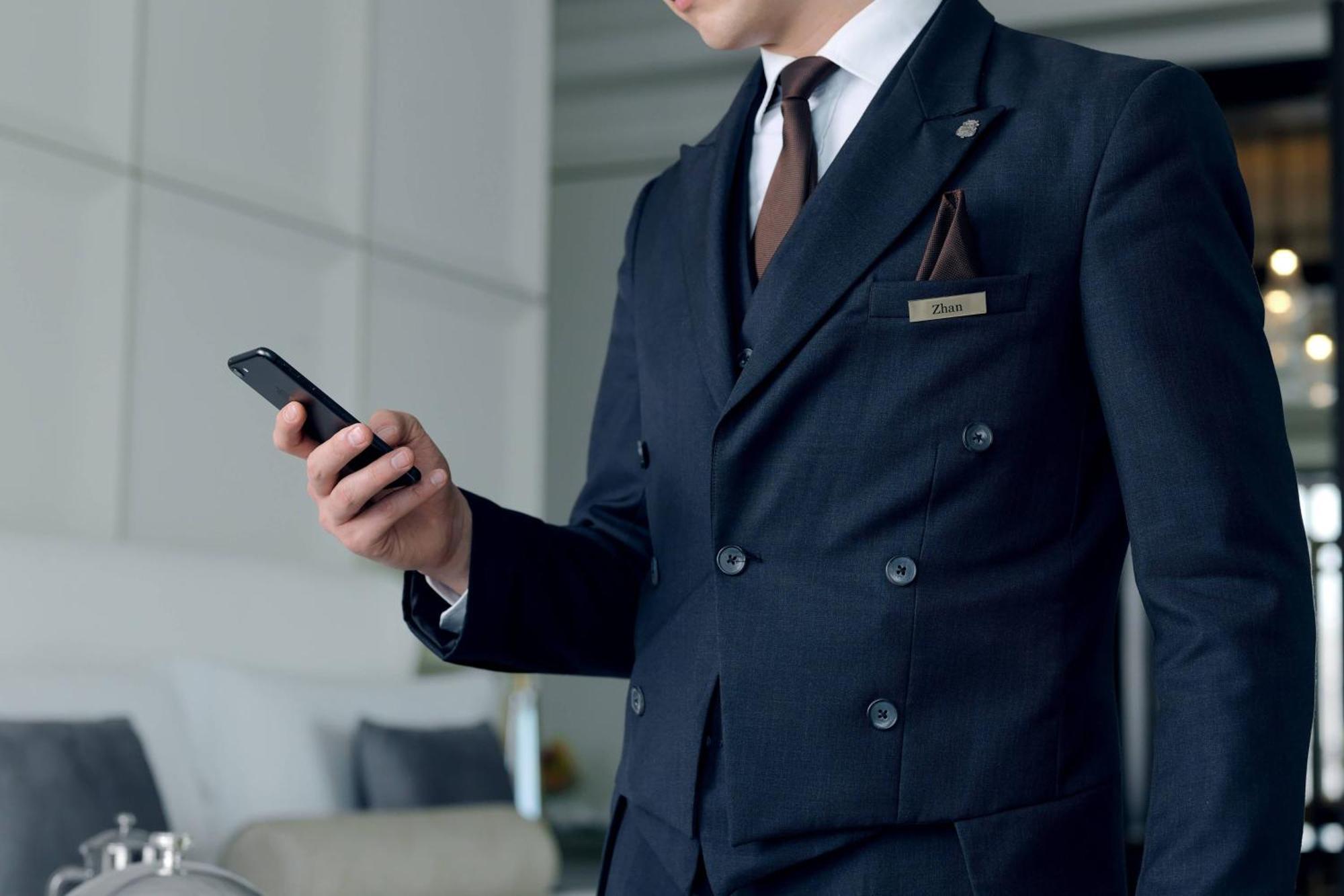 阿斯塔纳瑞吉酒店 阿斯坦纳 外观 照片 A concierge